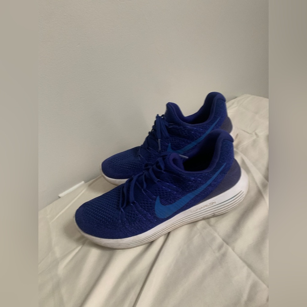 Mens Nike size 11